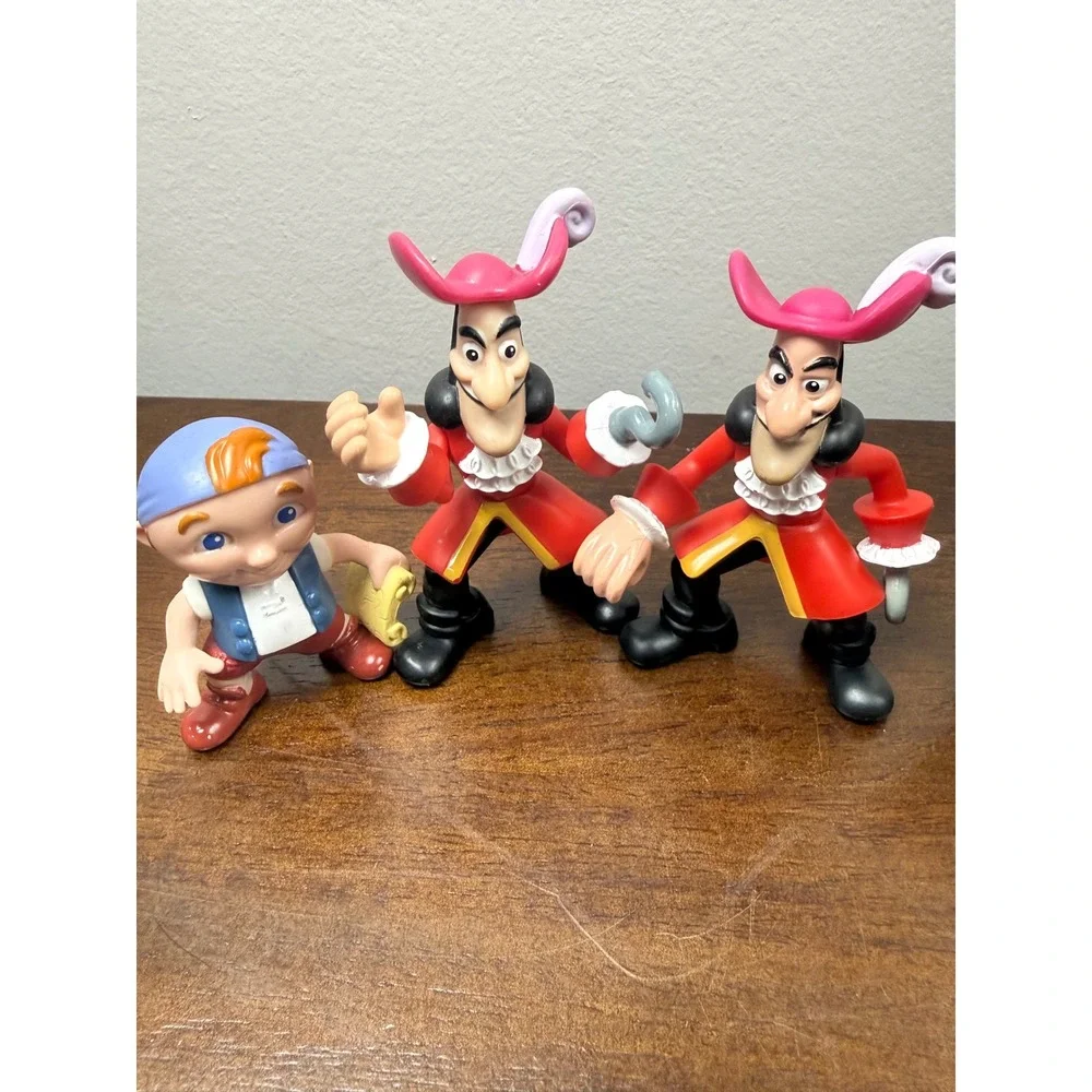 Disney Jake and the Never Land Pirates Figure Lot Captain Hook, Izzy 6pc